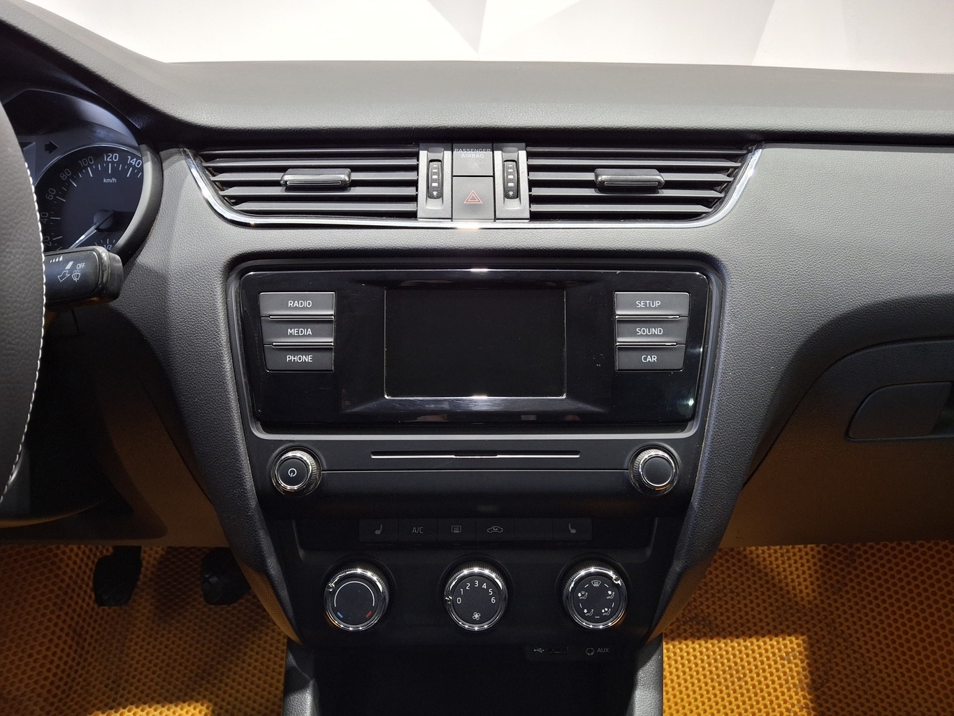 SKODA OKTAVIA