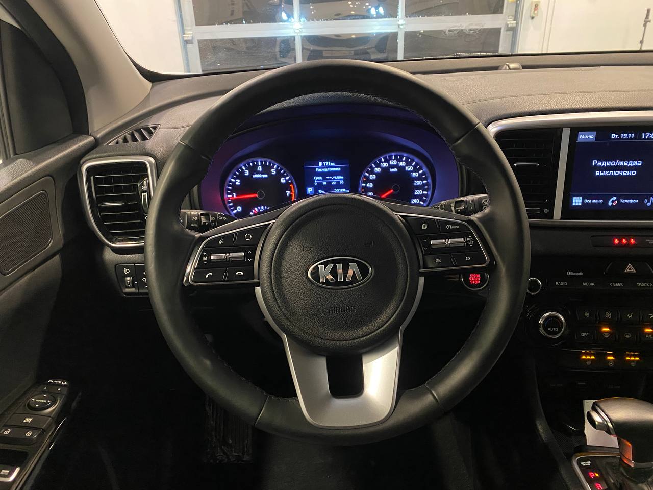 KIA SPORTAGE