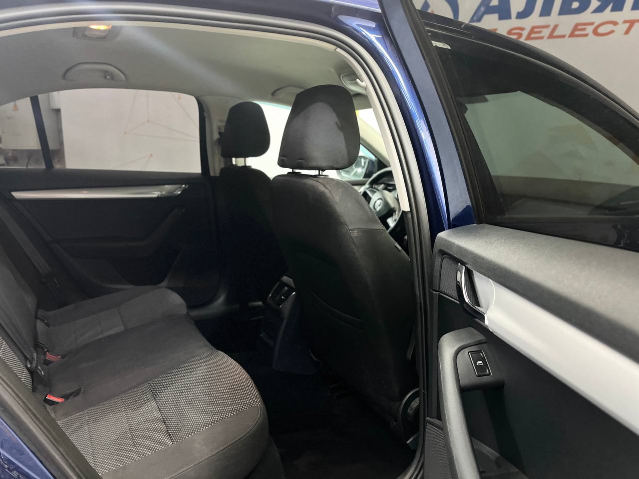 SKODA OKTAVIA