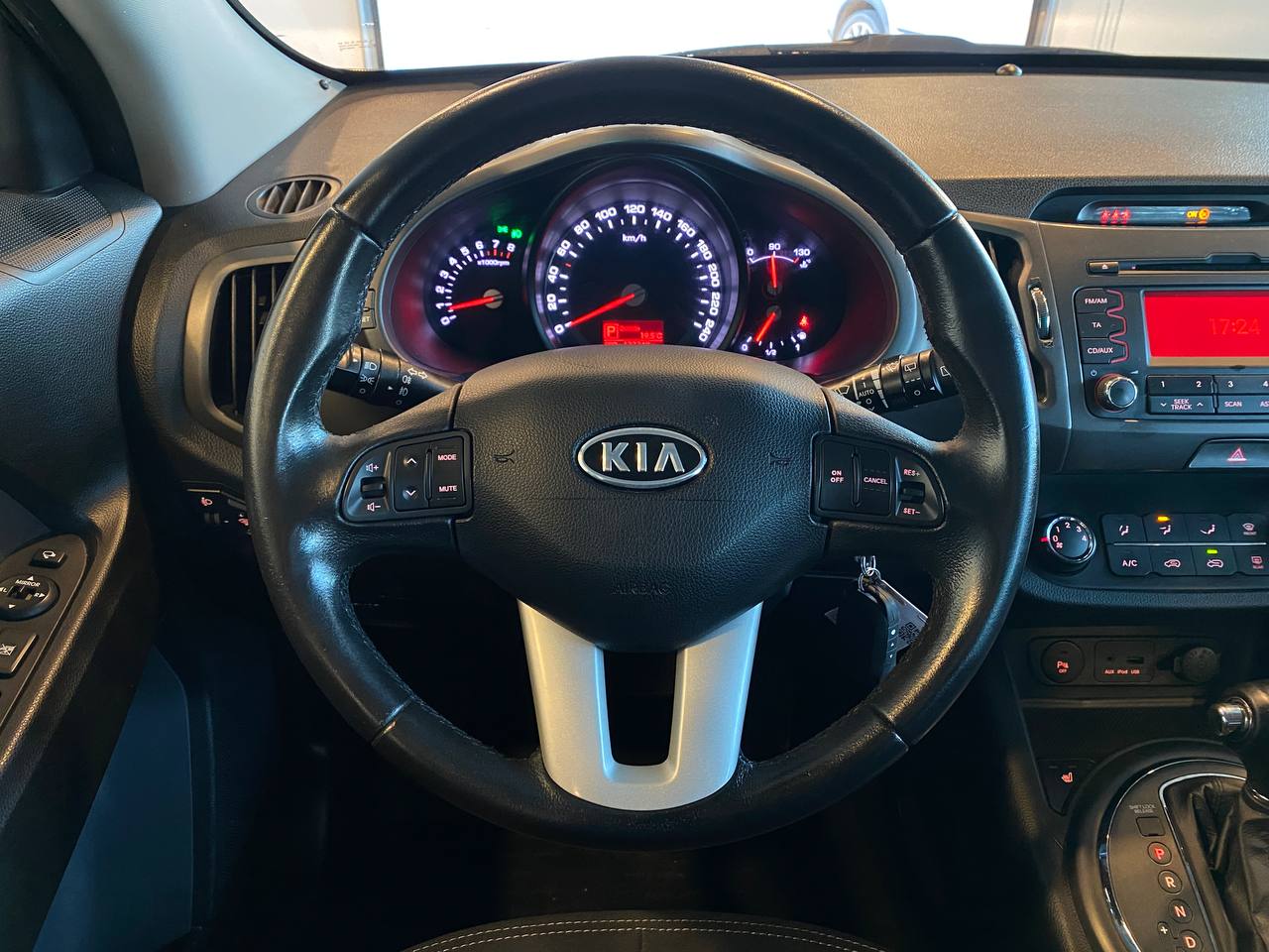 KIA SLS (SPORTAGE SL, SLS)