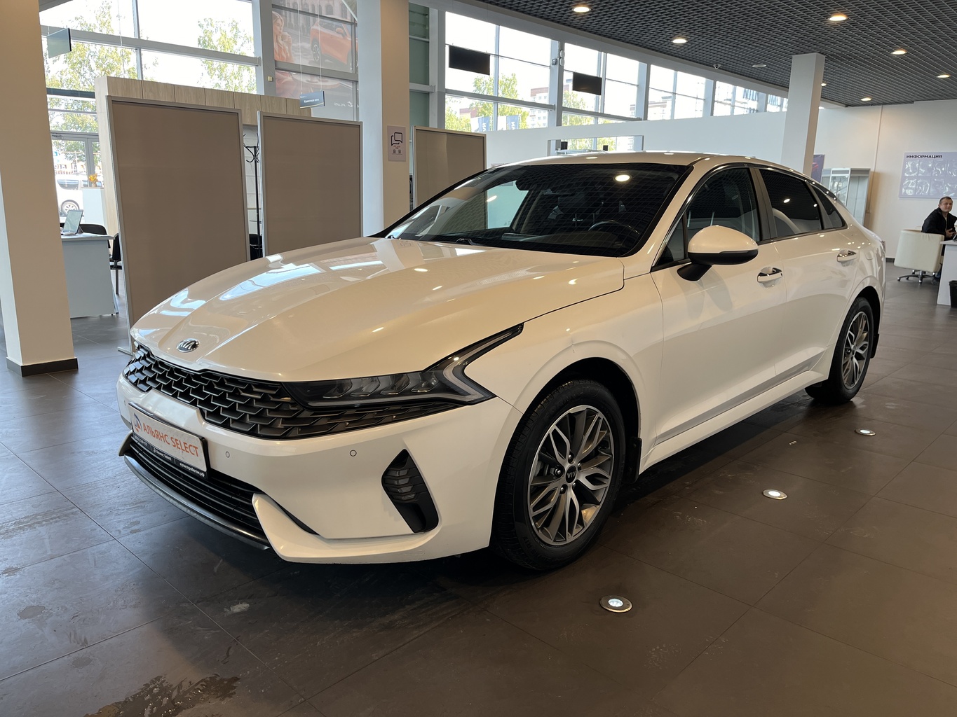 KIA K5