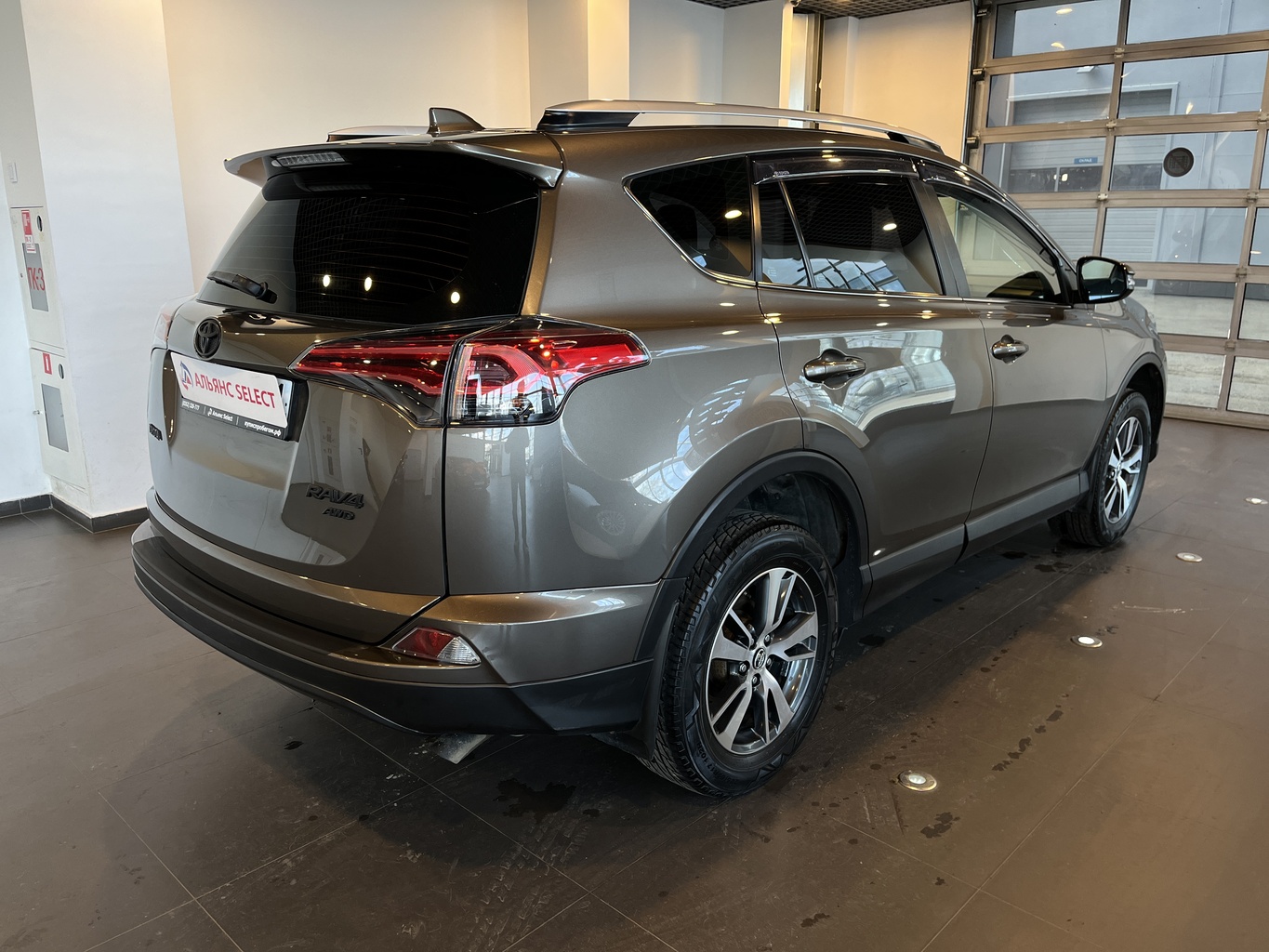 TOYOTA RAV4