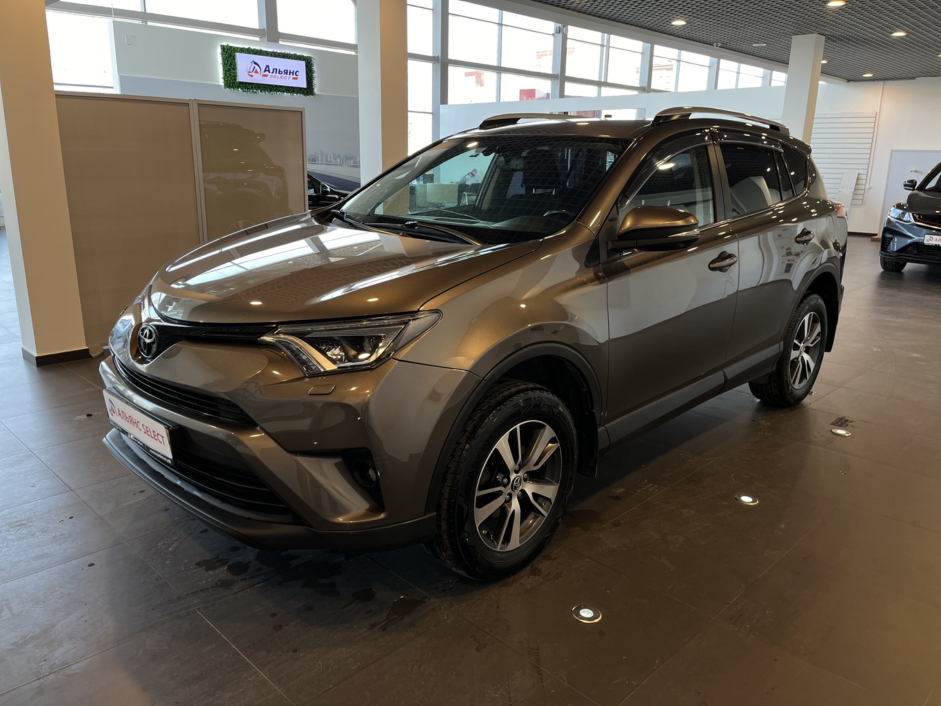 TOYOTA RAV4