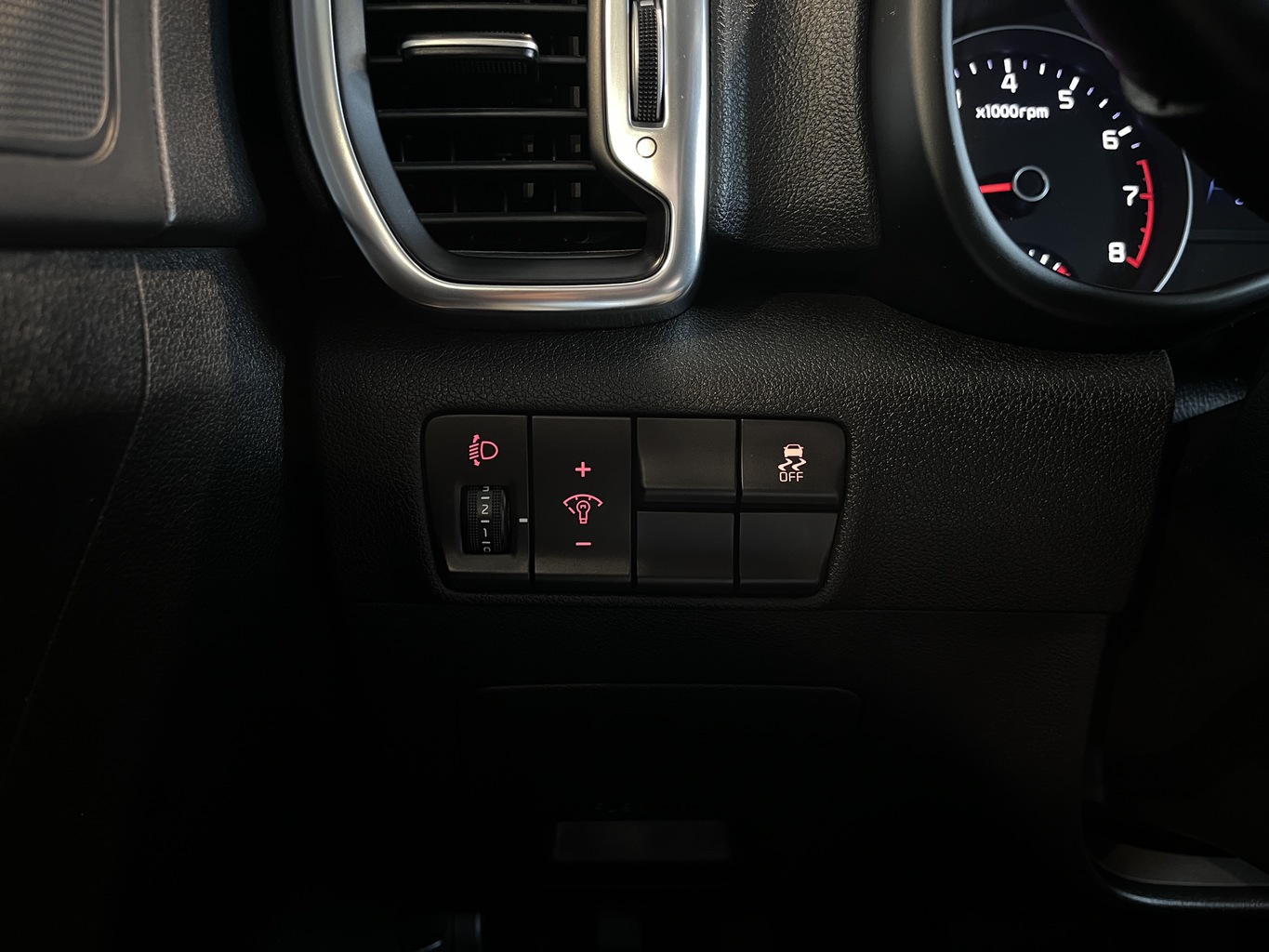 KIA SPORTAGE QL