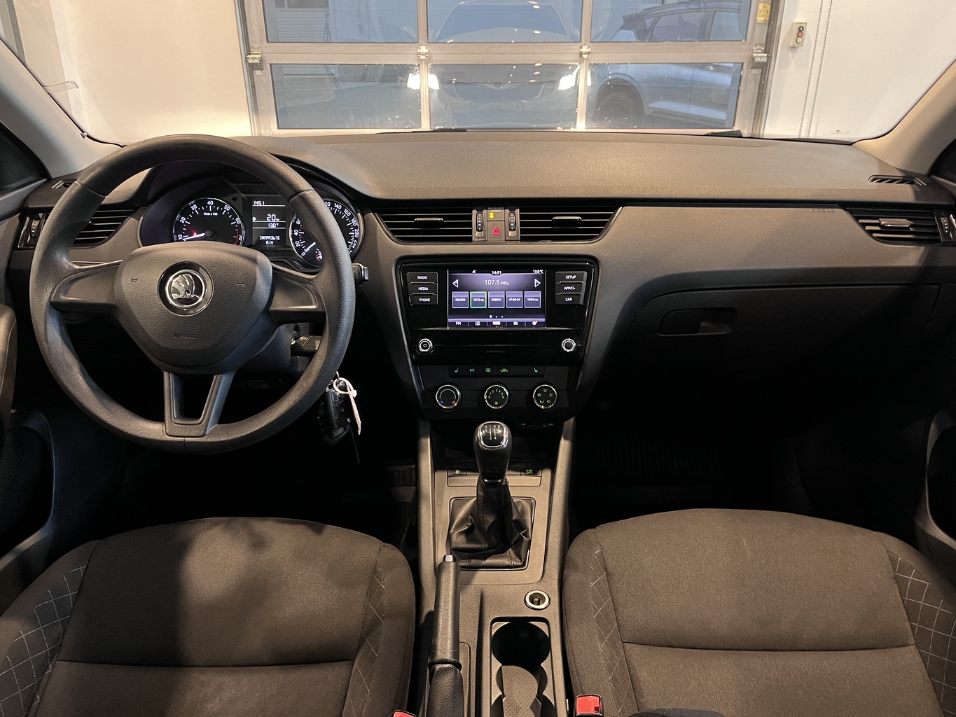 SKODA OKTAVIA