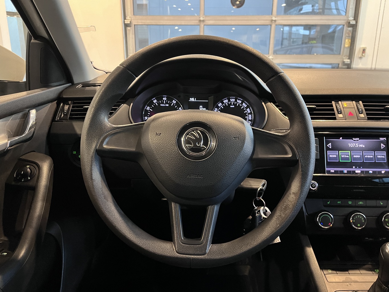 SKODA OKTAVIA