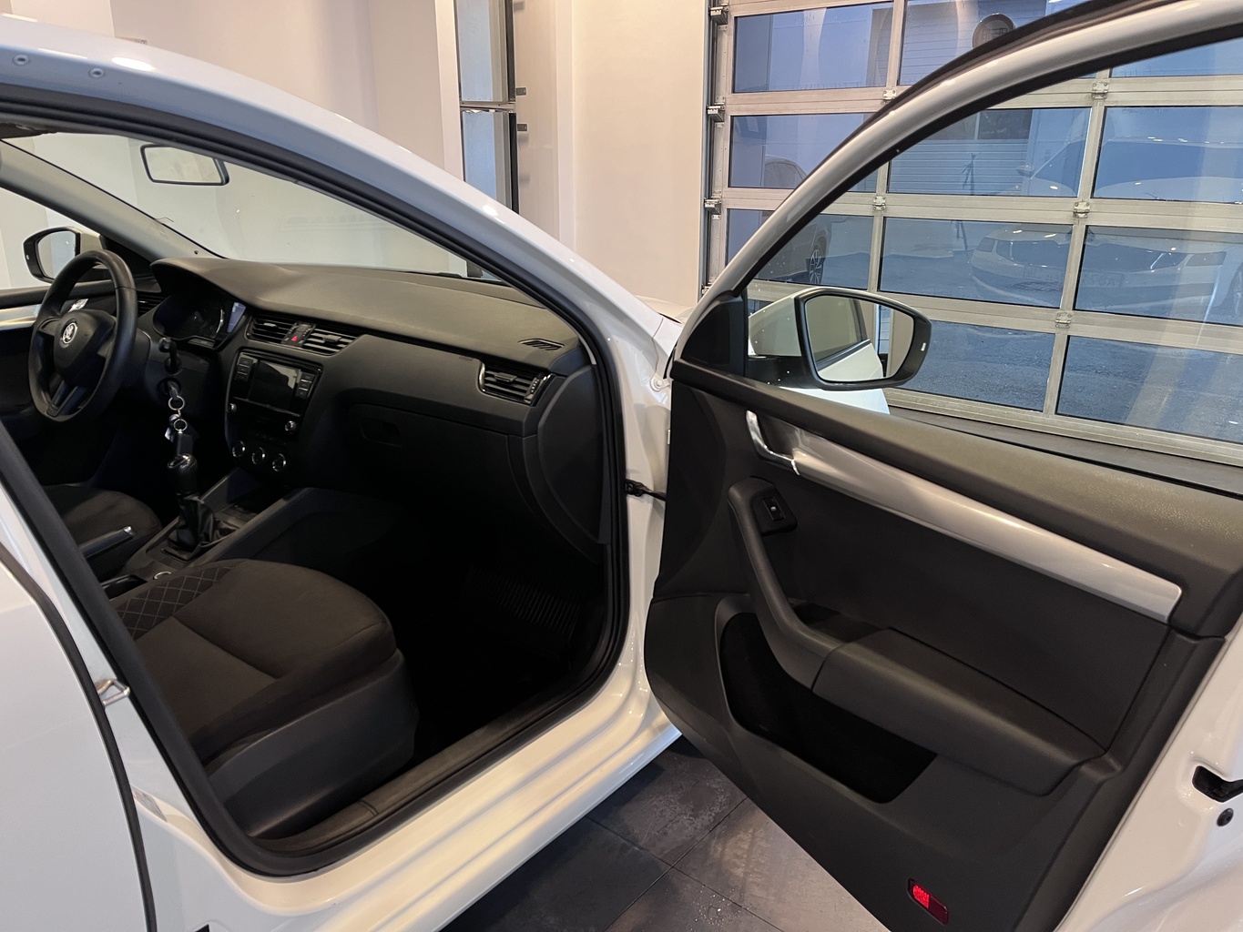 SKODA OKTAVIA