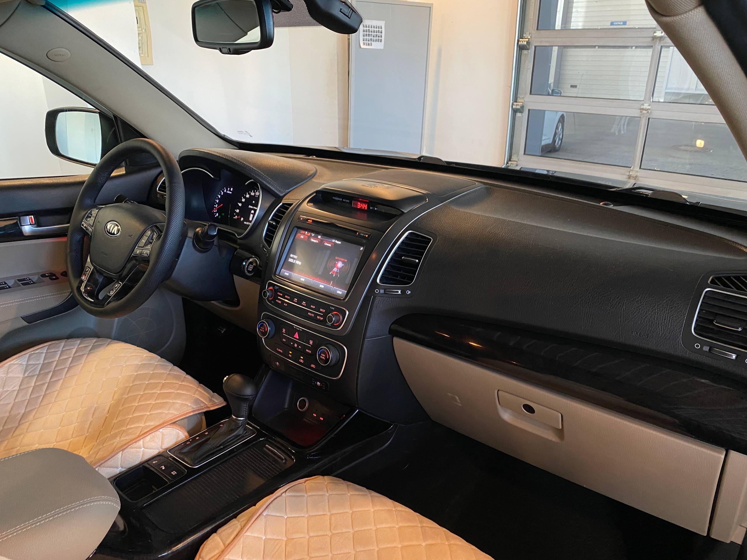 KIA SORENTO