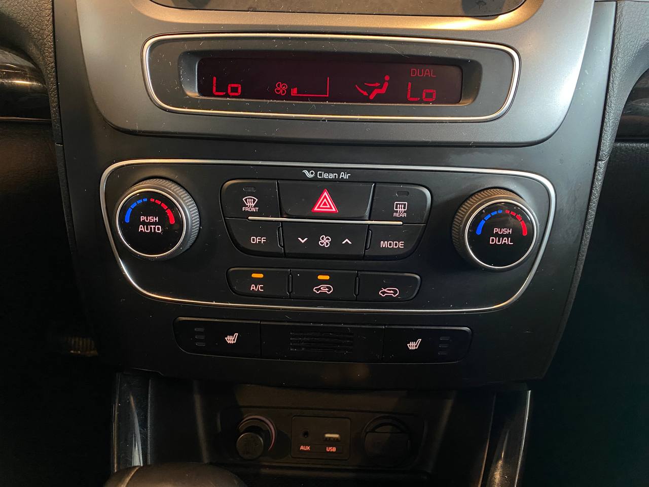 KIA SORENTO