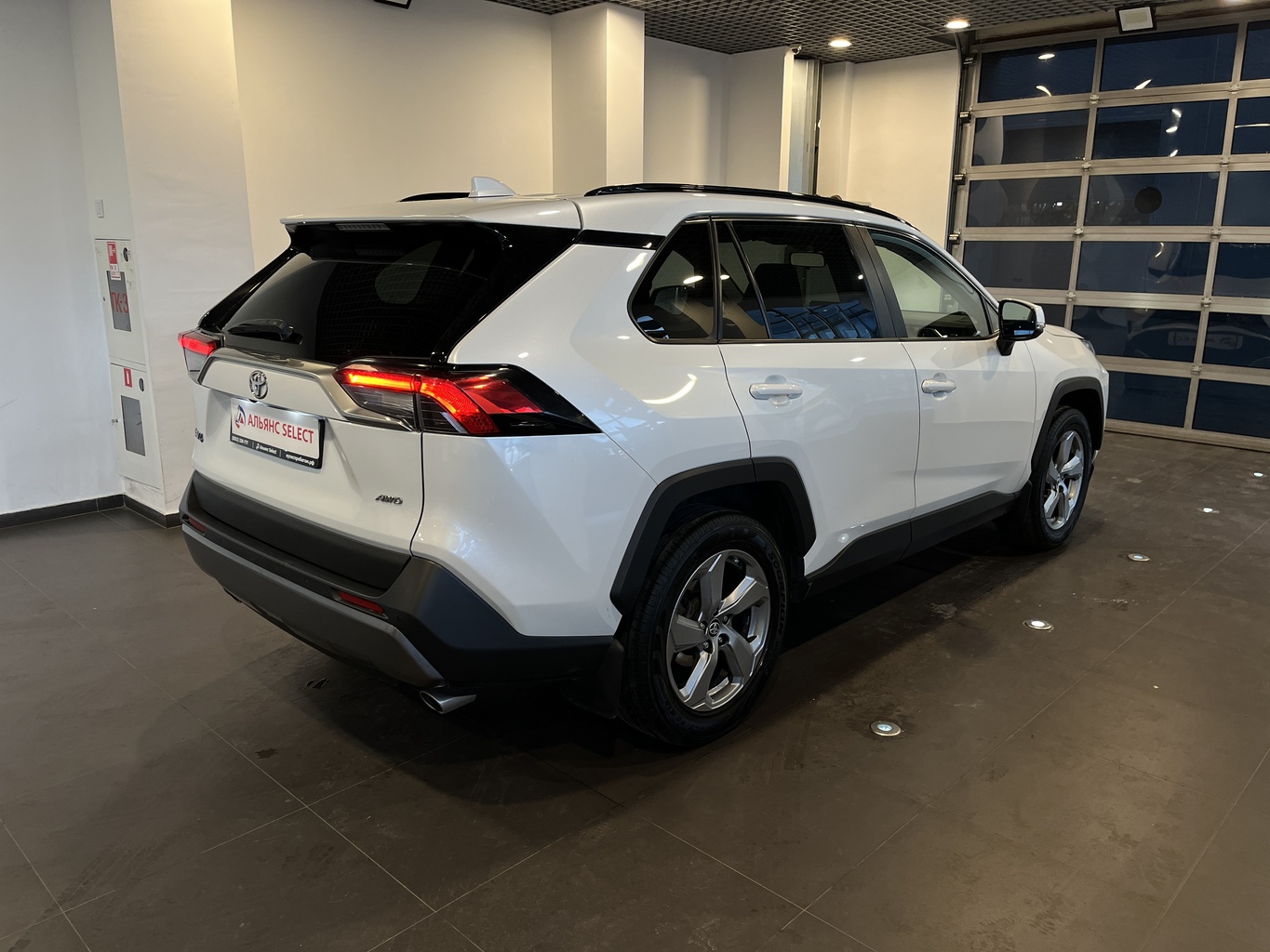 TOYOTA RAV4