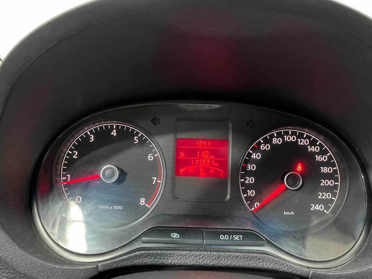 VOLKSWAGEN POLO