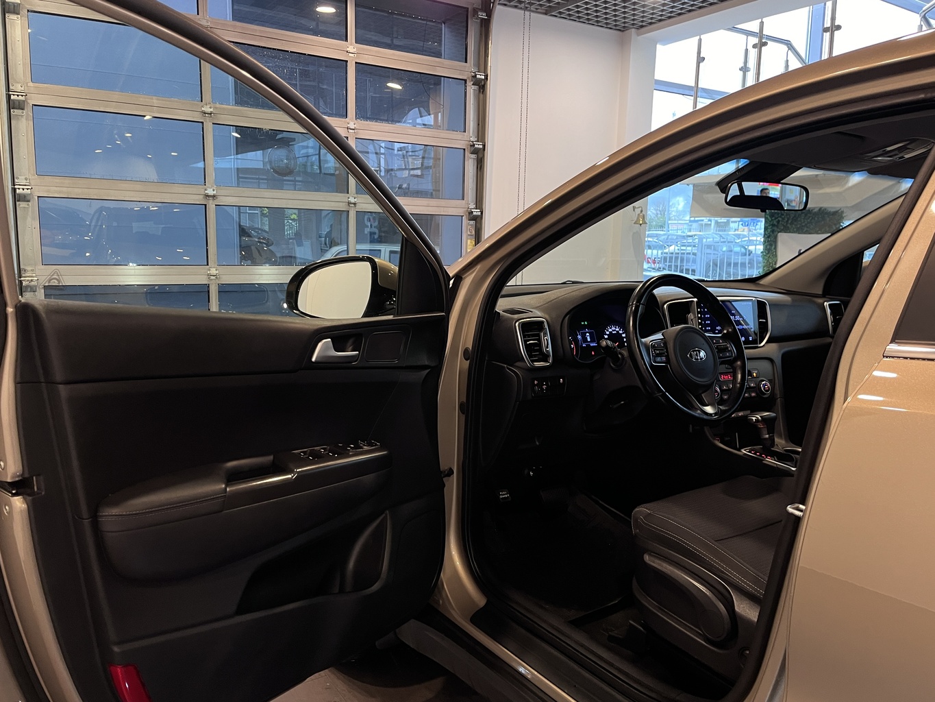 KIA SPORTAGE QL