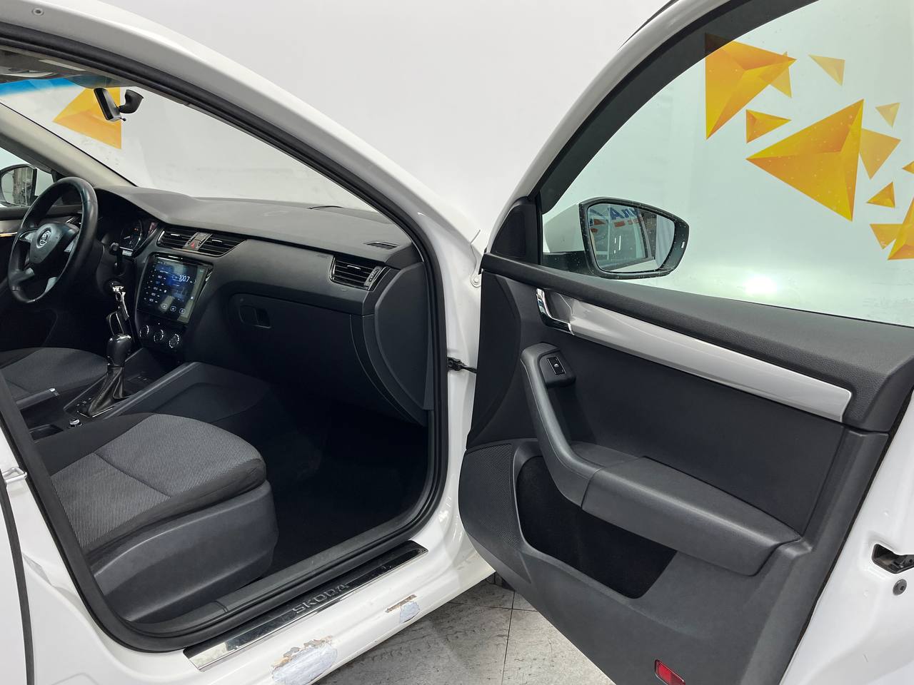 SKODA OKTAVIA