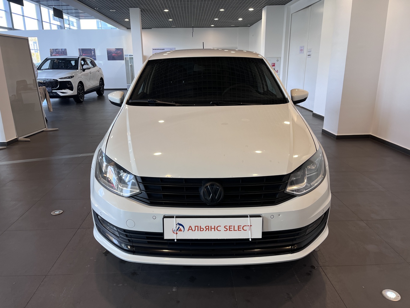 VOLKSWAGEN POLO