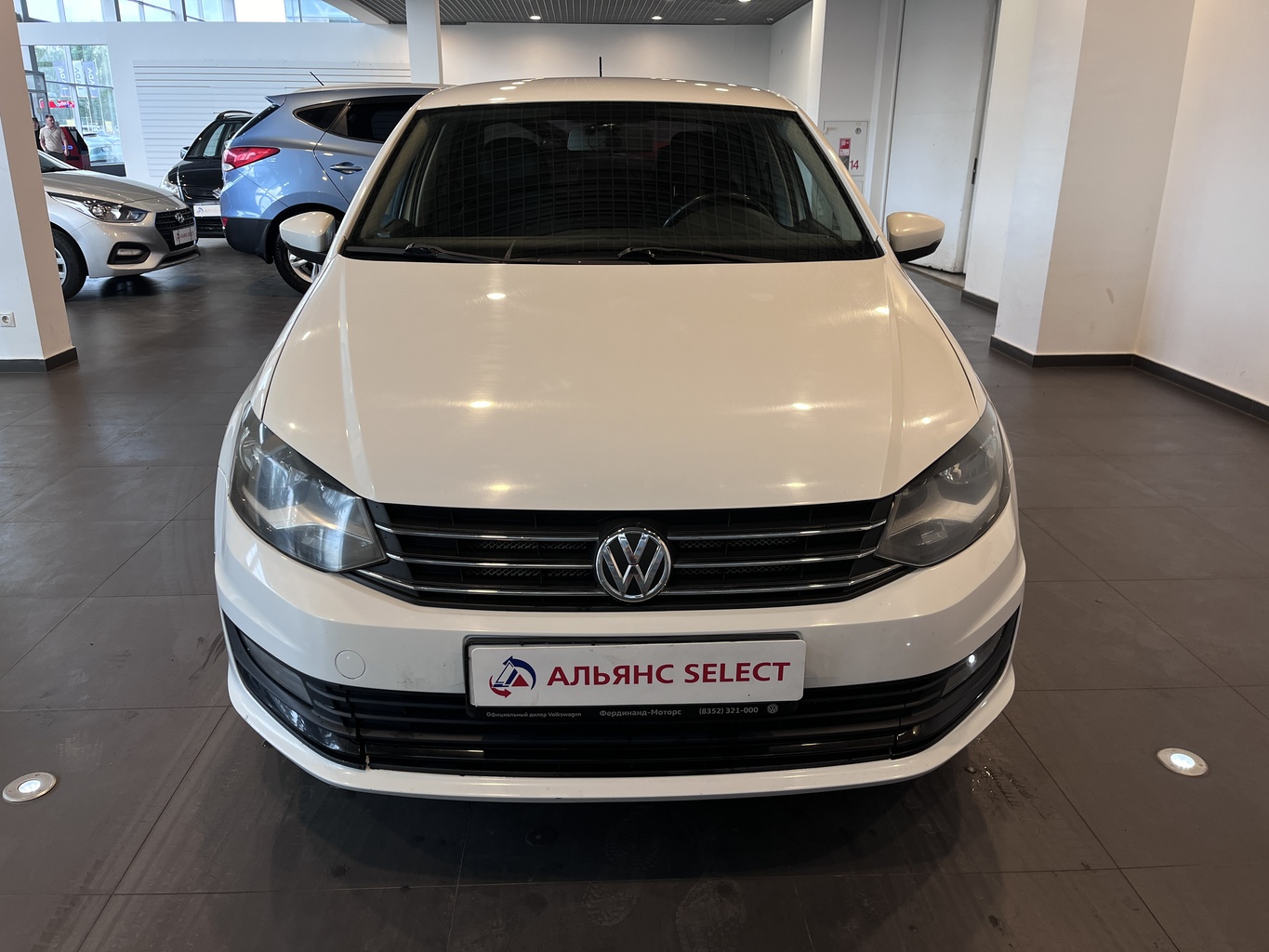 VOLKSWAGEN POLO