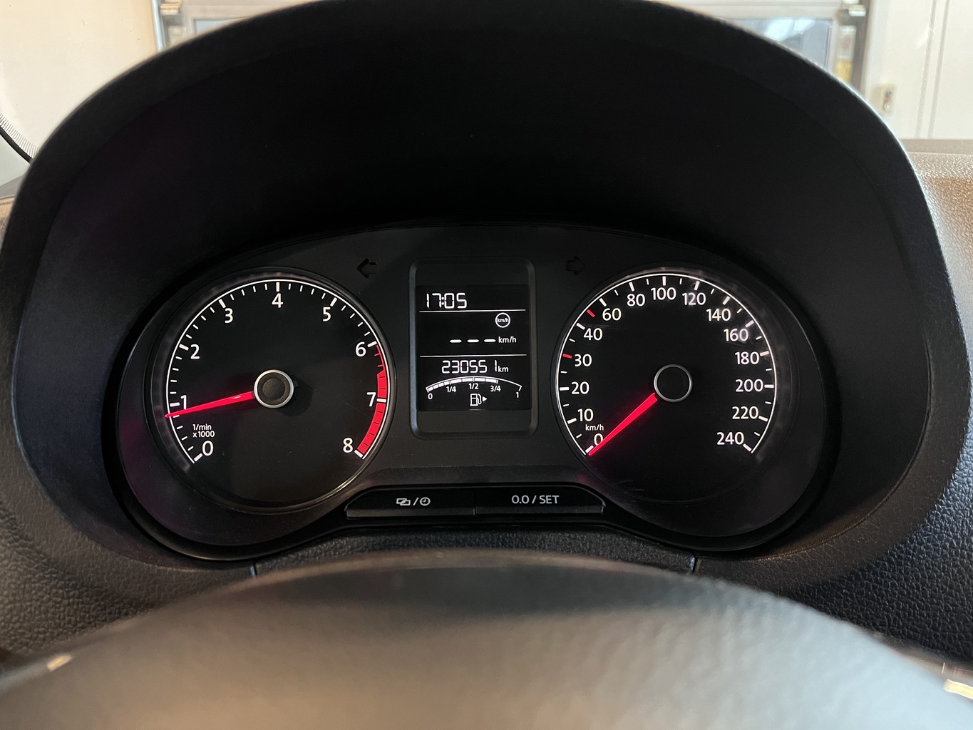 VOLKSWAGEN POLO