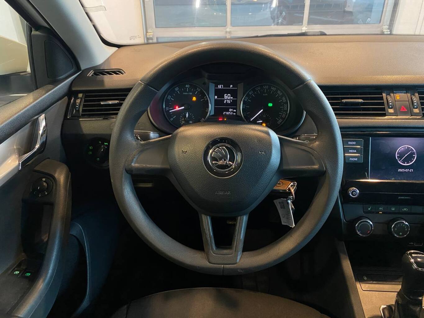 SKODA OKTAVIA