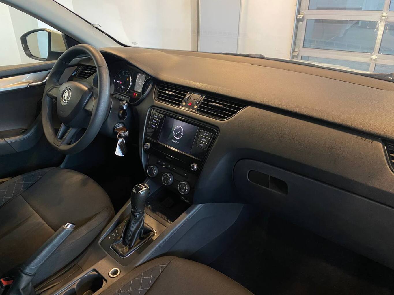 SKODA OKTAVIA