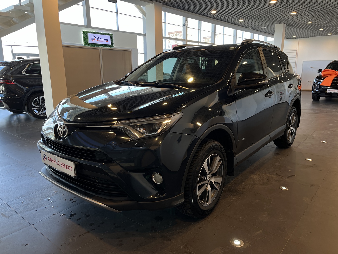 TOYOTA RAV4