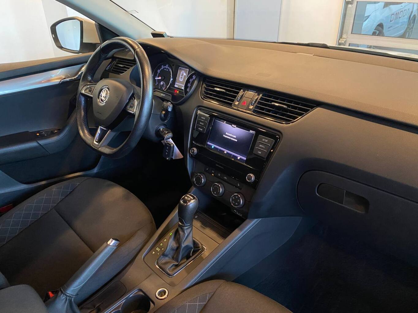 SKODA OKTAVIA