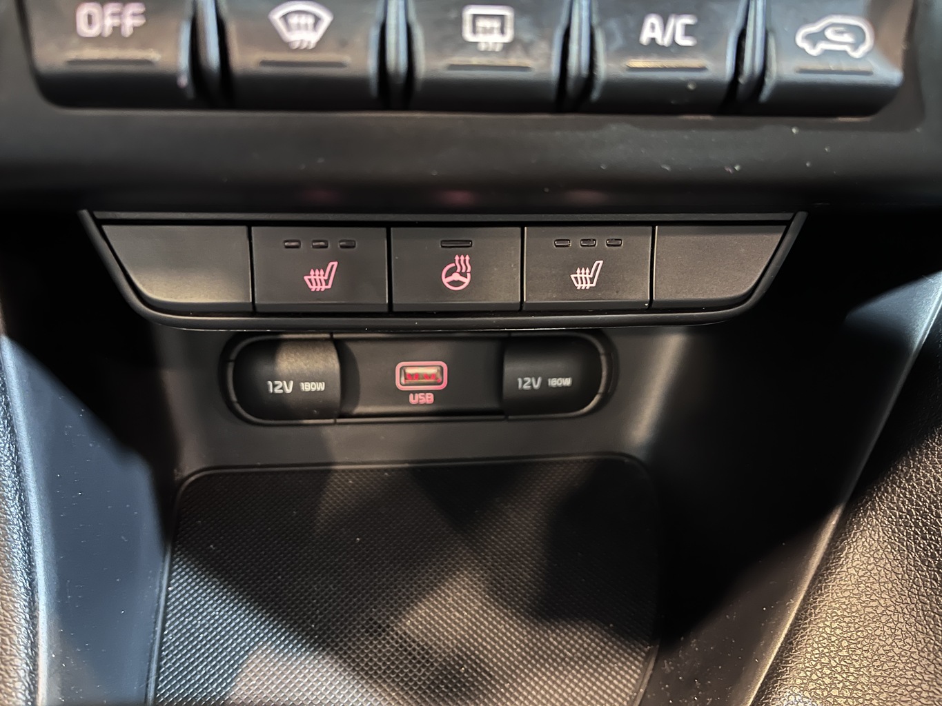 KIA SPORTAGE QL