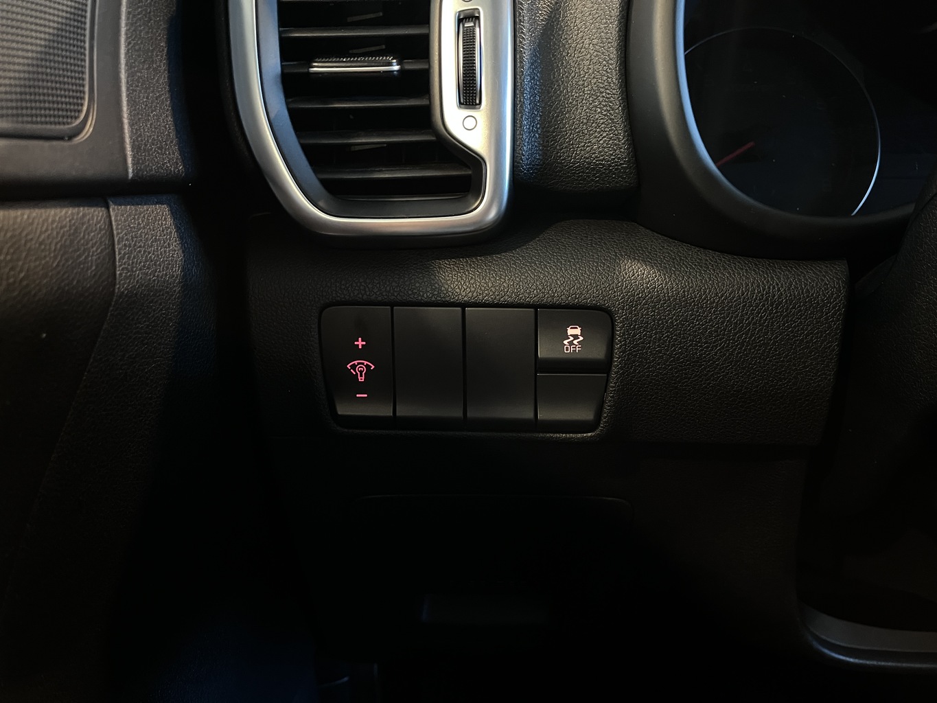 KIA SPORTAGE QL