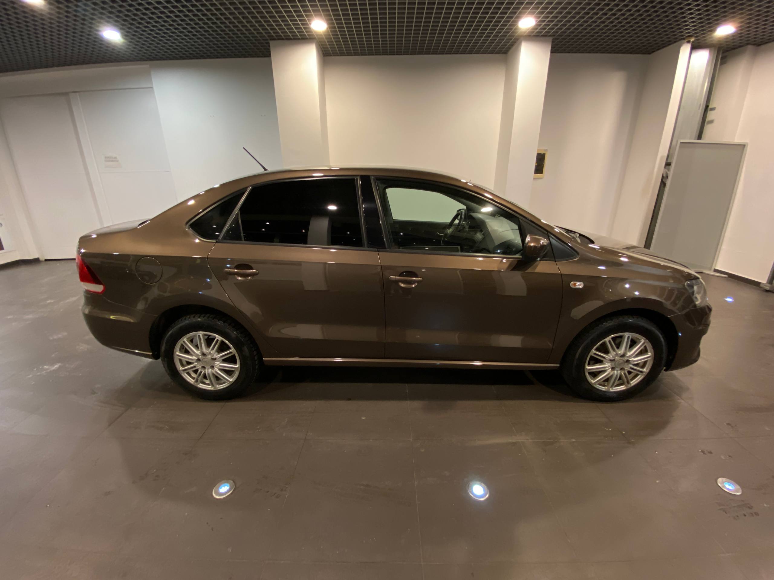 VOLKSWAGEN POLO (ХЭТЧБЕК)