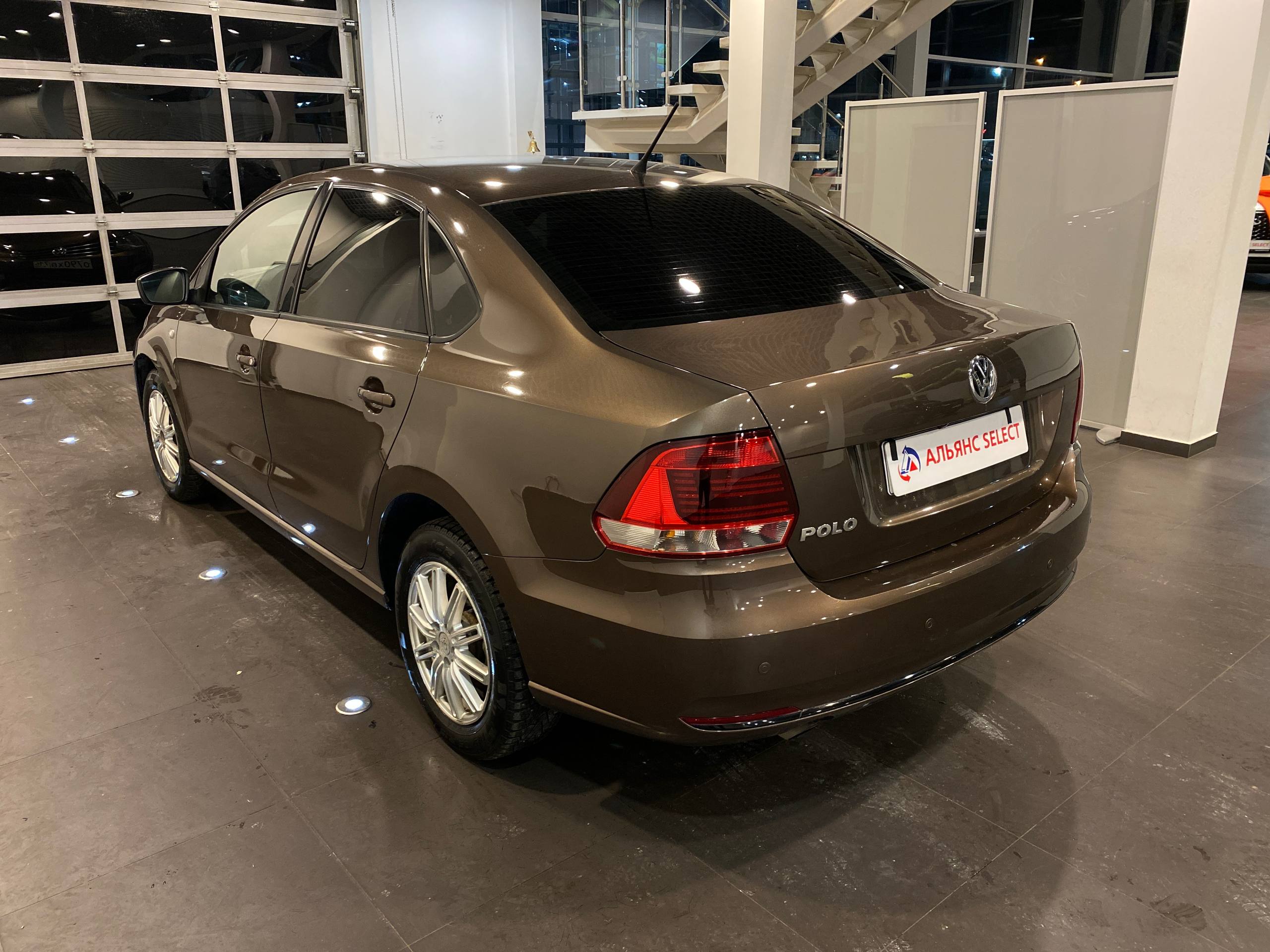 VOLKSWAGEN POLO (ХЭТЧБЕК)