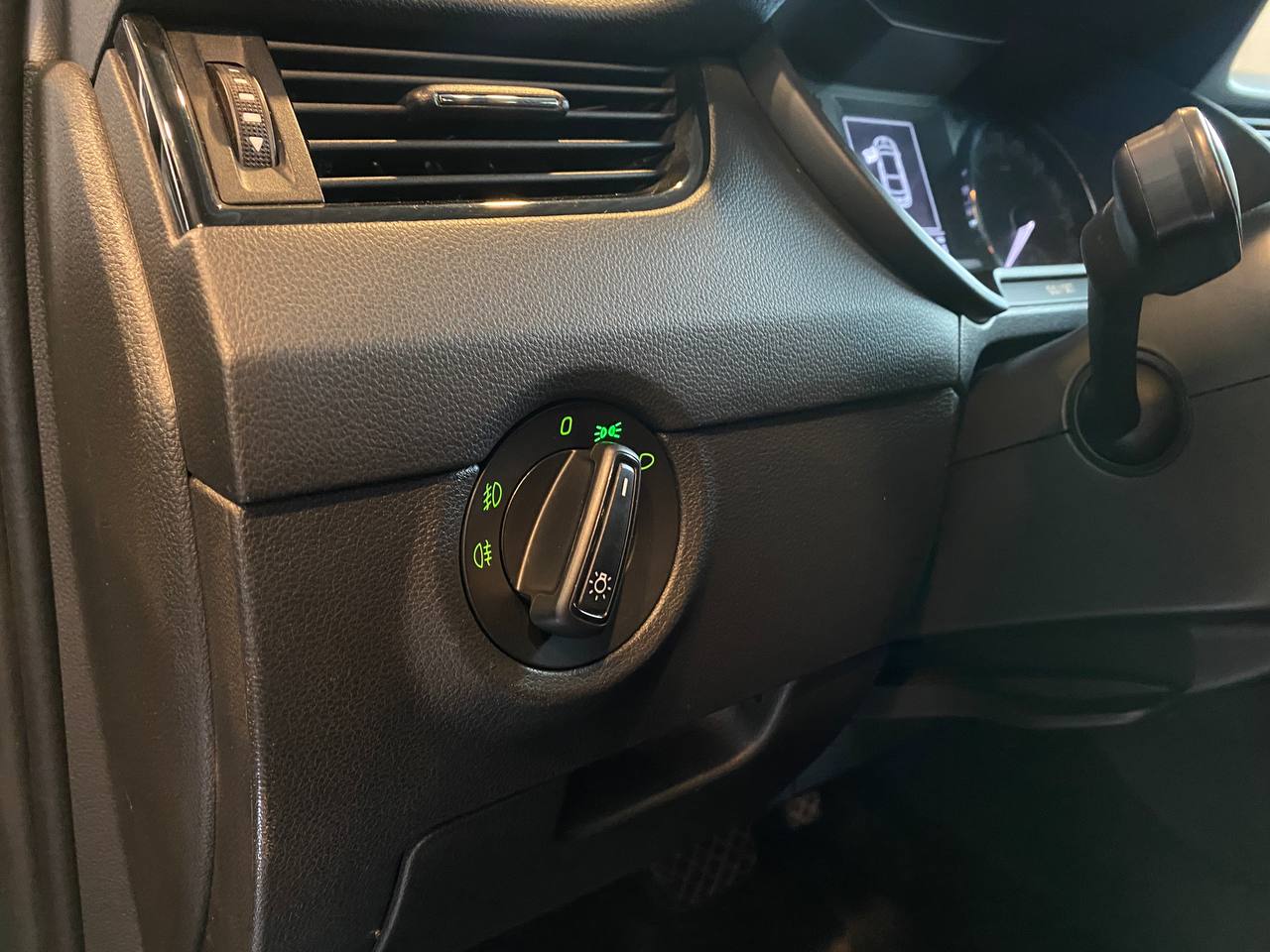 SKODA OKTAVIA