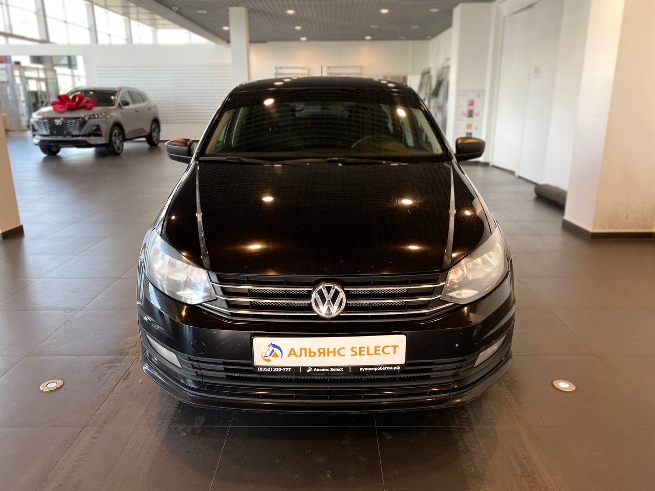 VOLKSWAGEN POLO