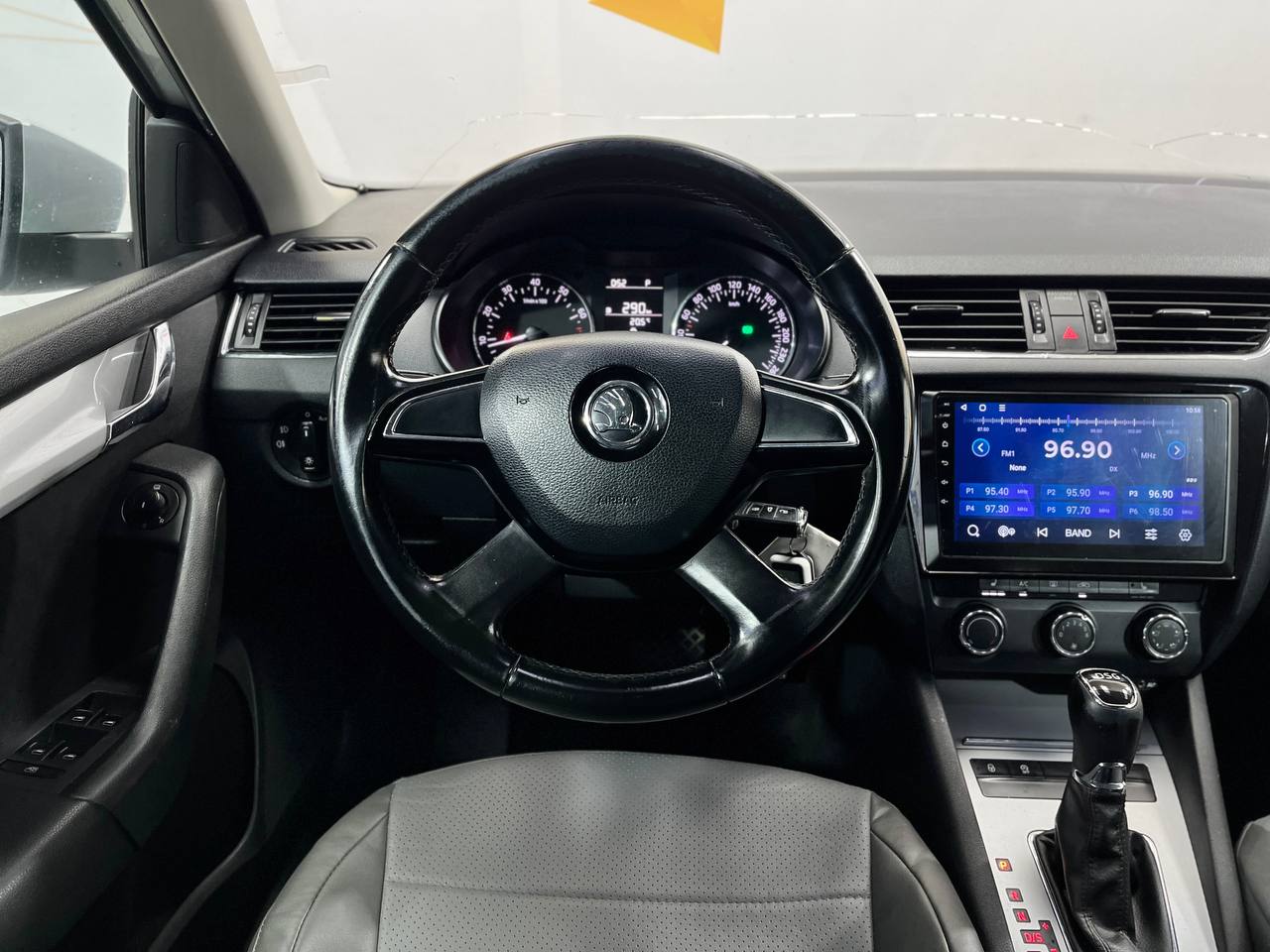 SKODA OKTAVIA
