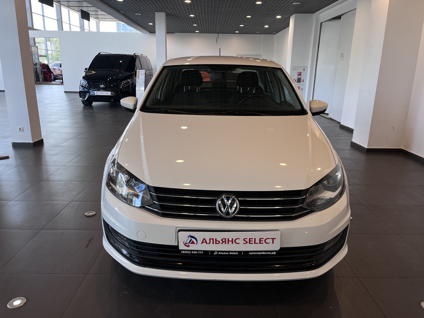 VOLKSWAGEN POLO