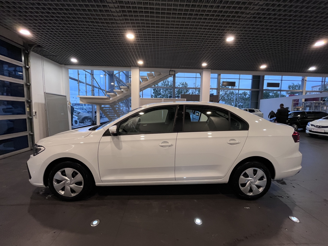 VOLKSWAGEN POLO