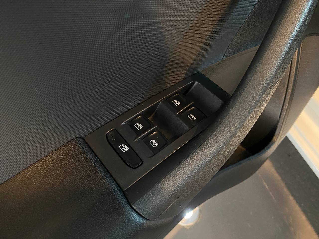 VOLKSWAGEN ФОЛЬКСВАГЕН