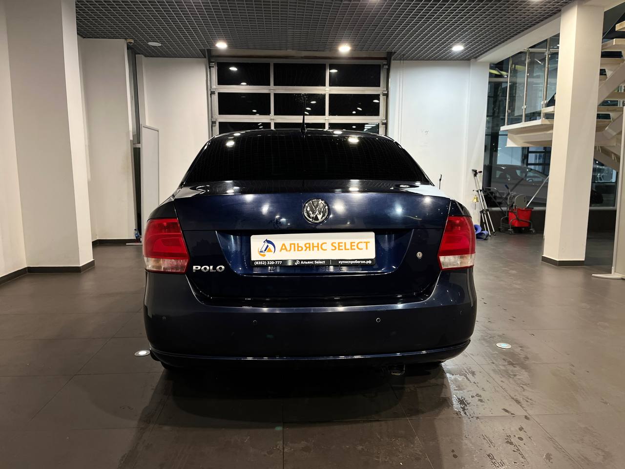 VOLKSWAGEN POLO