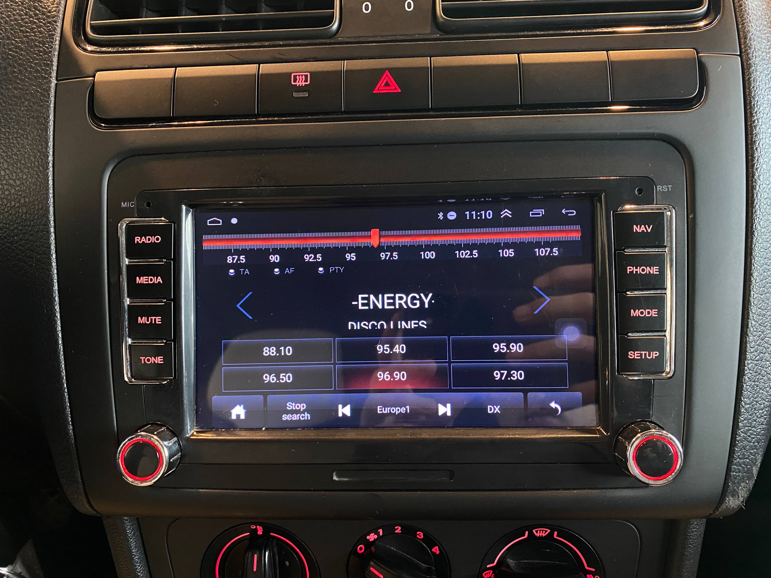 VOLKSWAGEN POLO