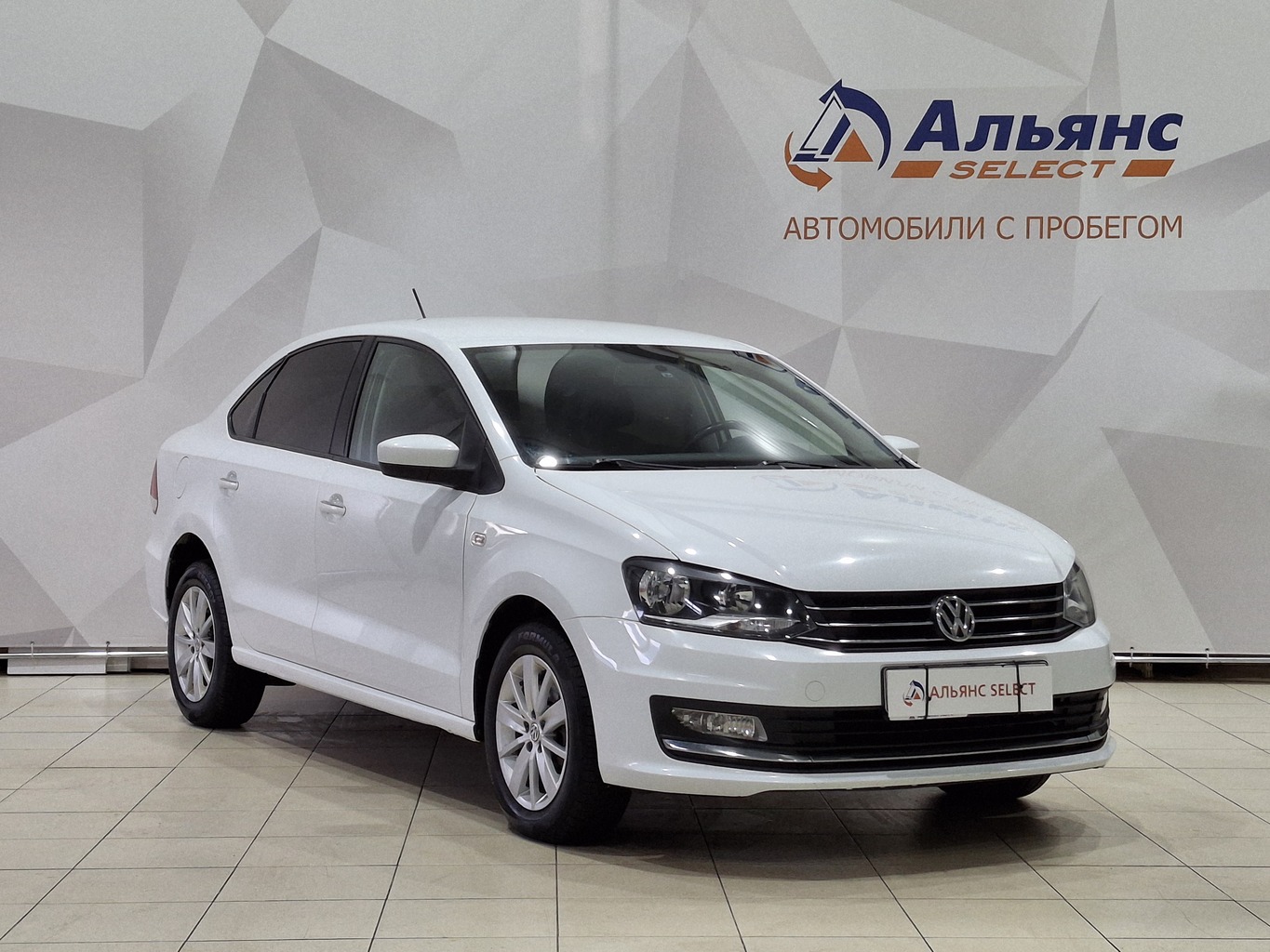 VOLKSWAGEN POLO