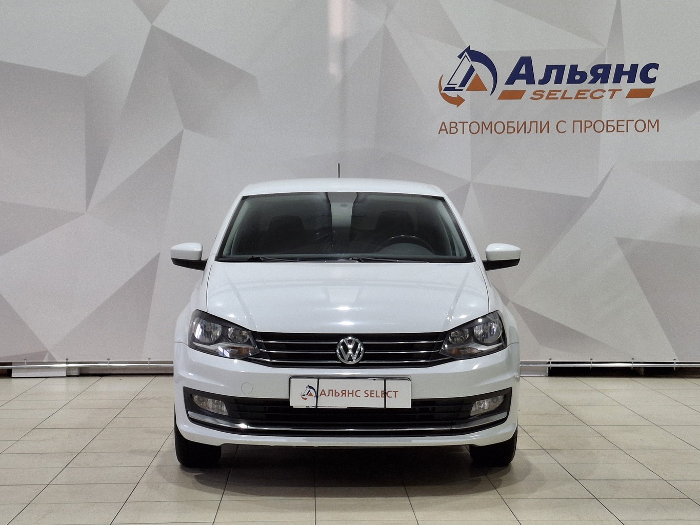 VOLKSWAGEN POLO