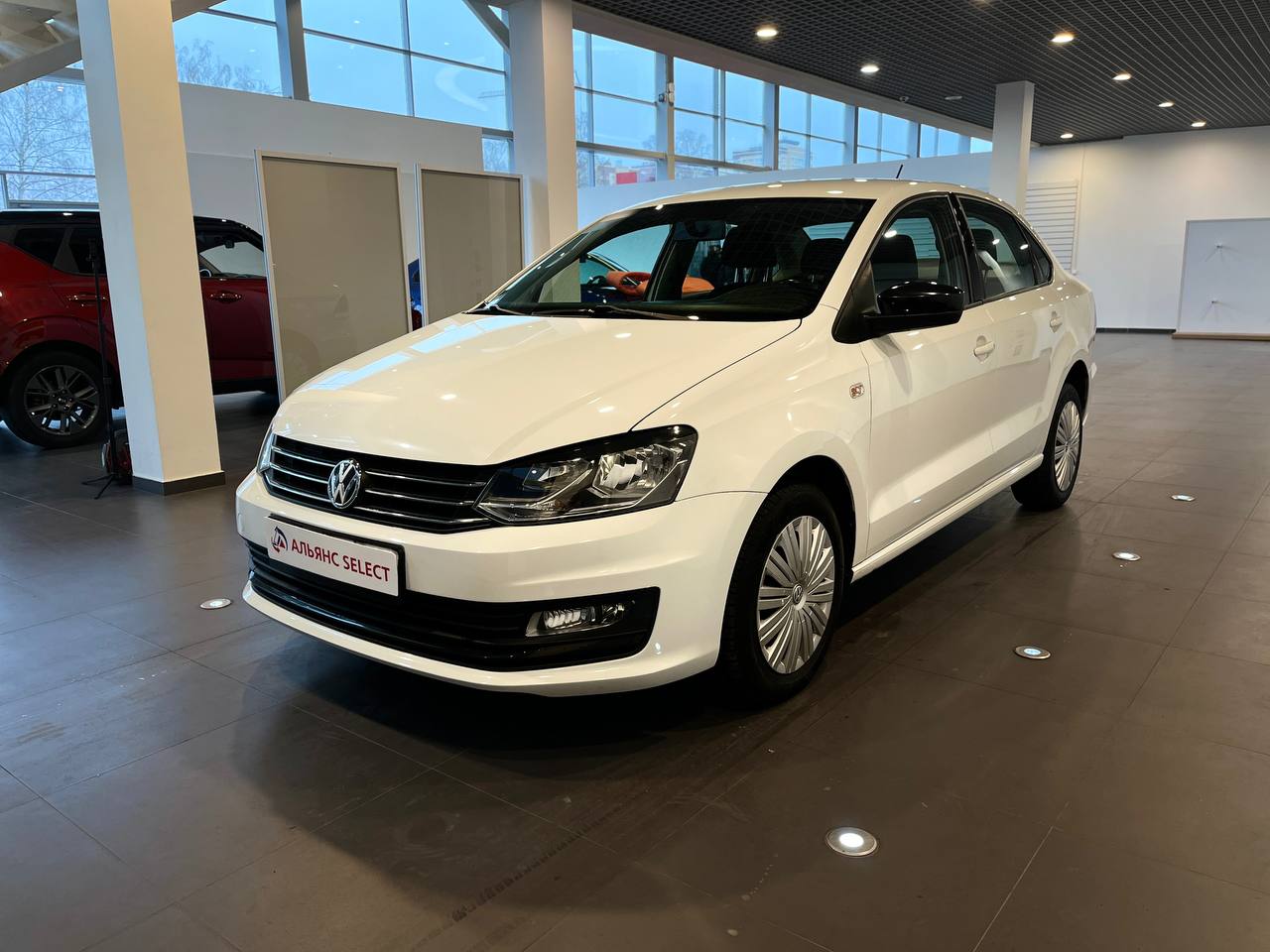 VOLKSWAGEN POLO