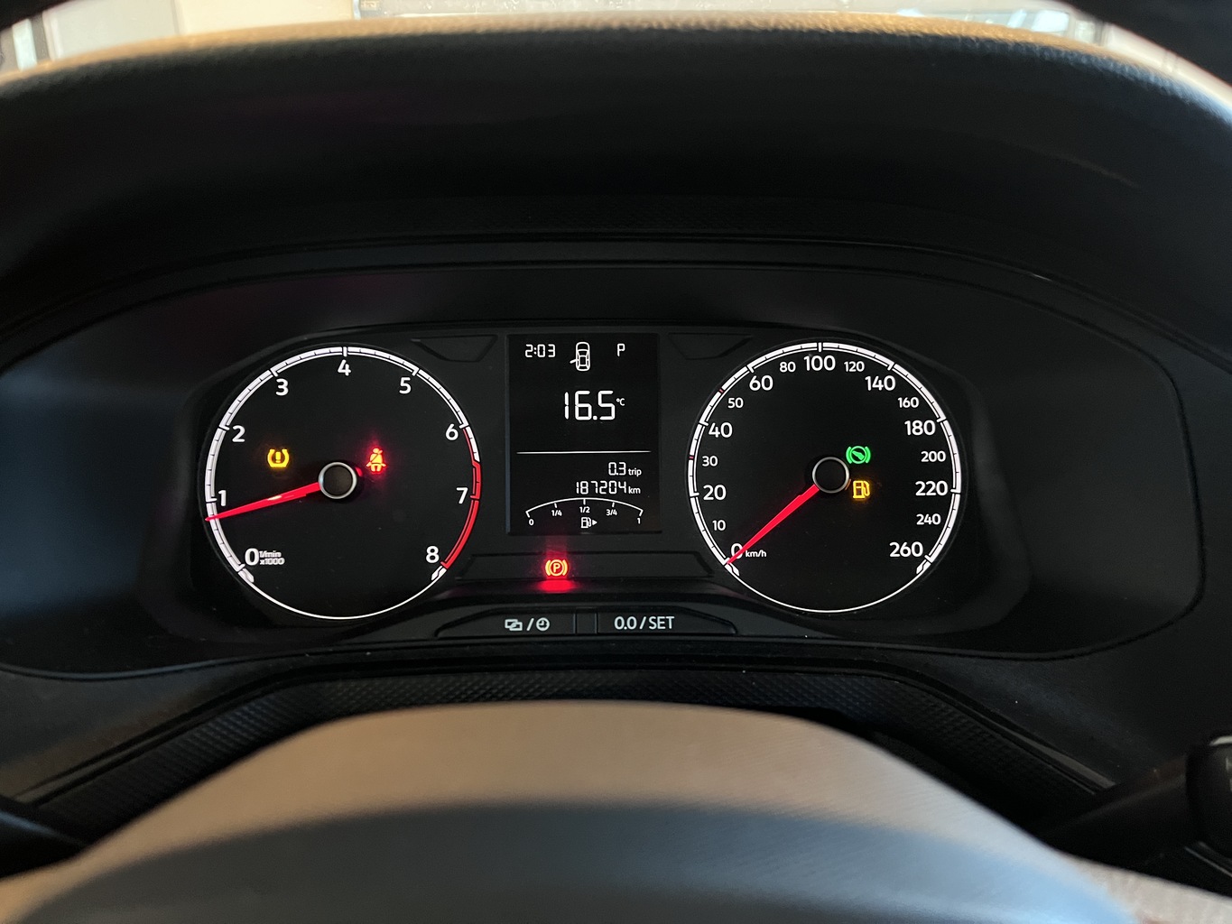 VOLKSWAGEN POLO