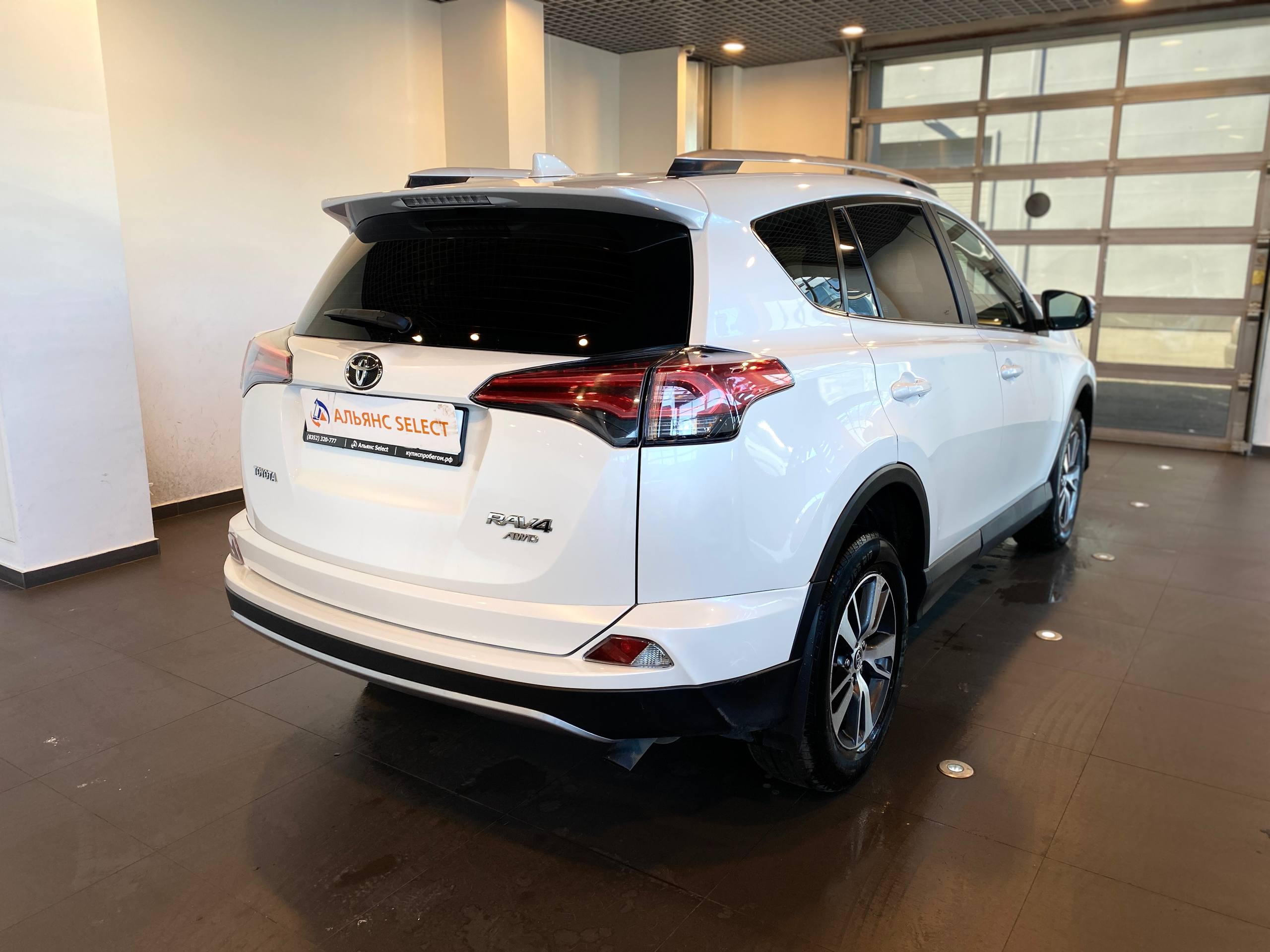 TOYOTA RAV4