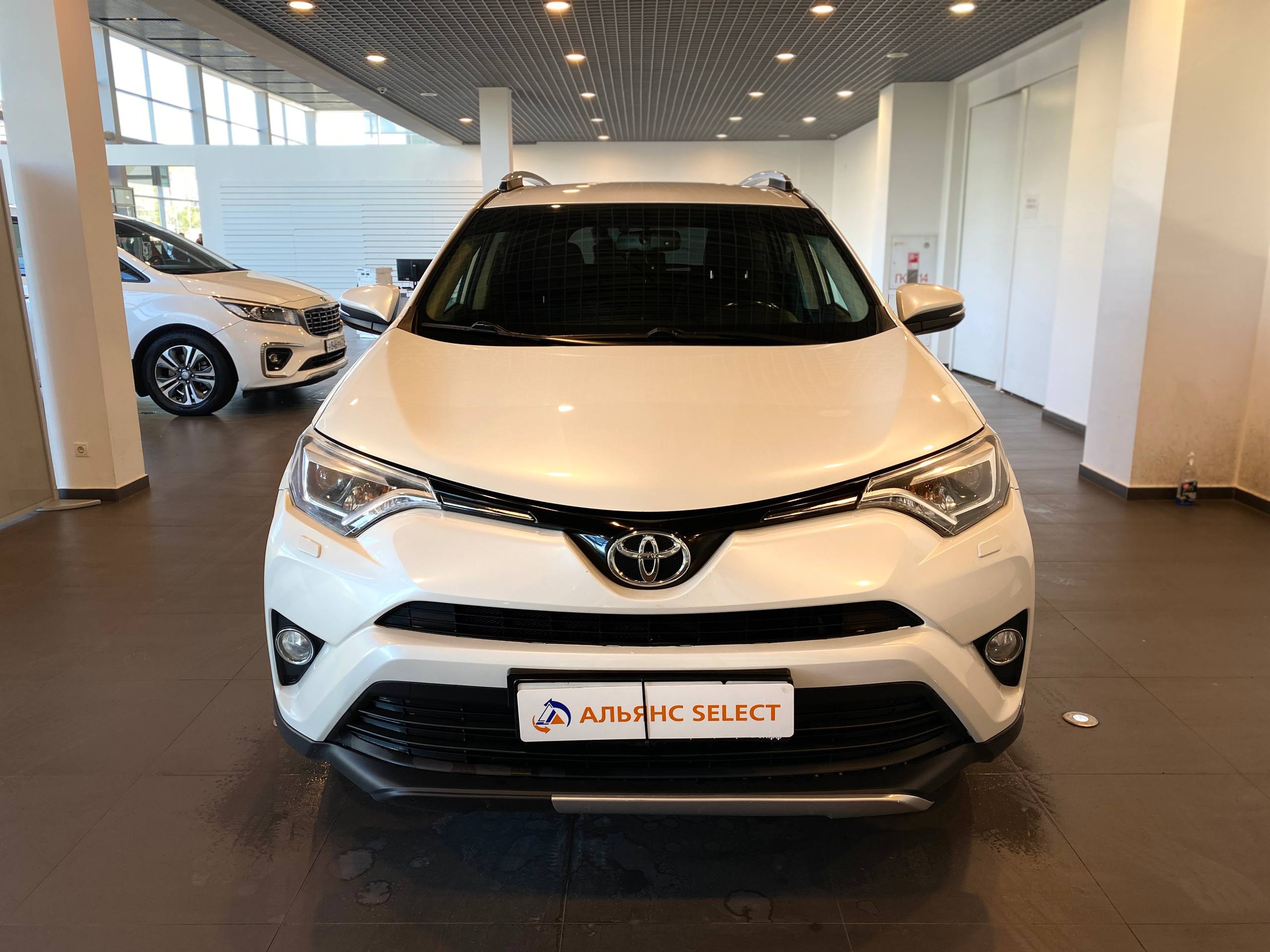 TOYOTA RAV4