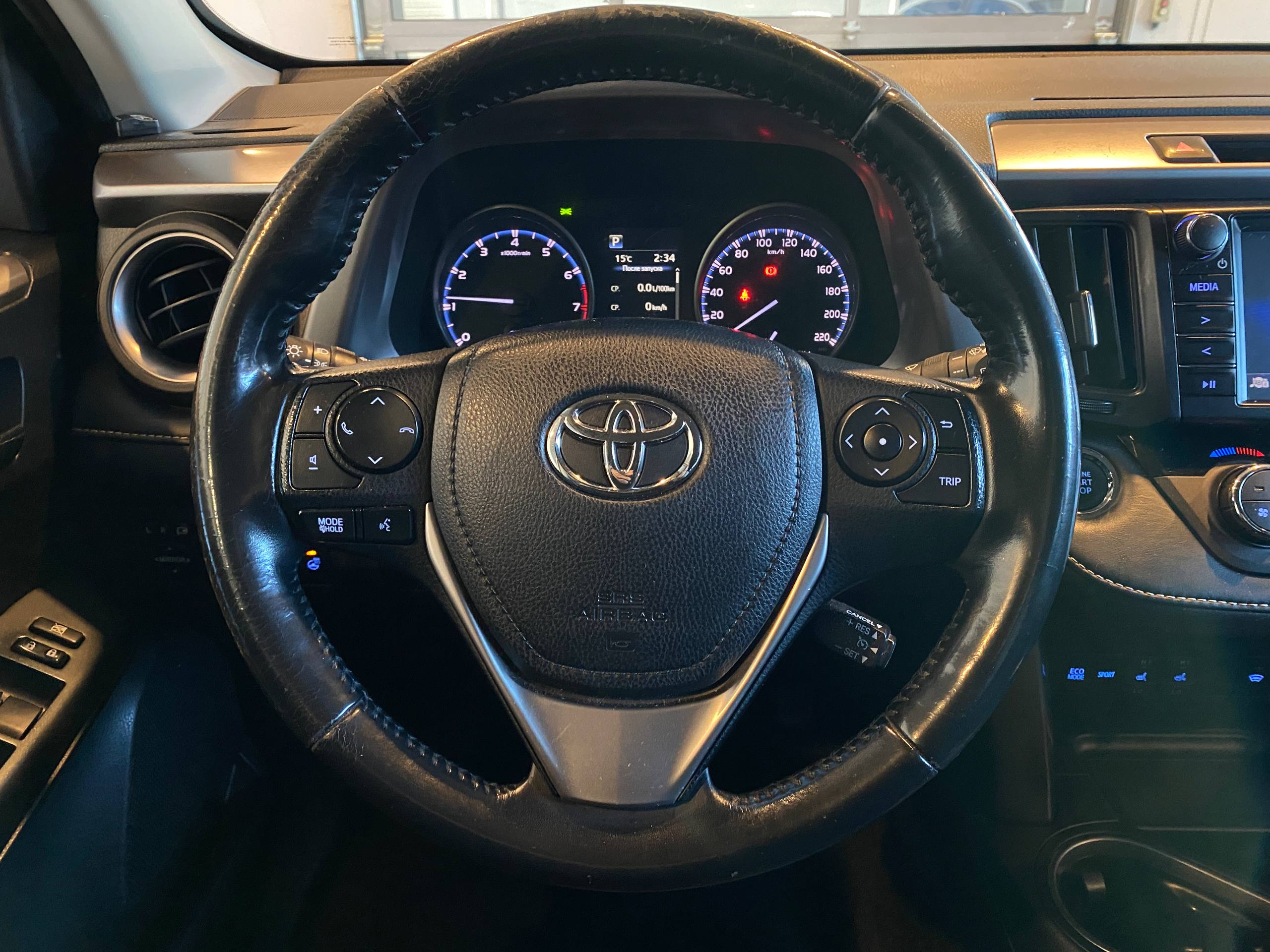 TOYOTA RAV4