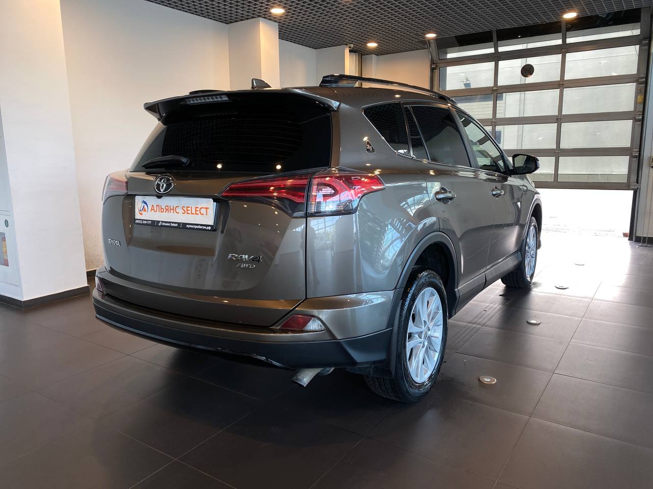 TOYOTA RAV4