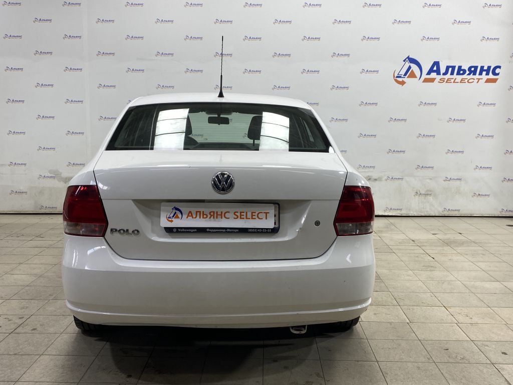 VOLKSWAGEN POLO