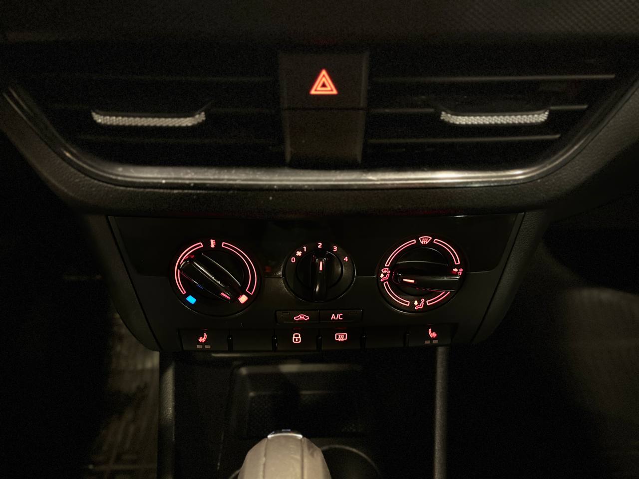 VOLKSWAGEN POLO (ХЭТЧБЕК)