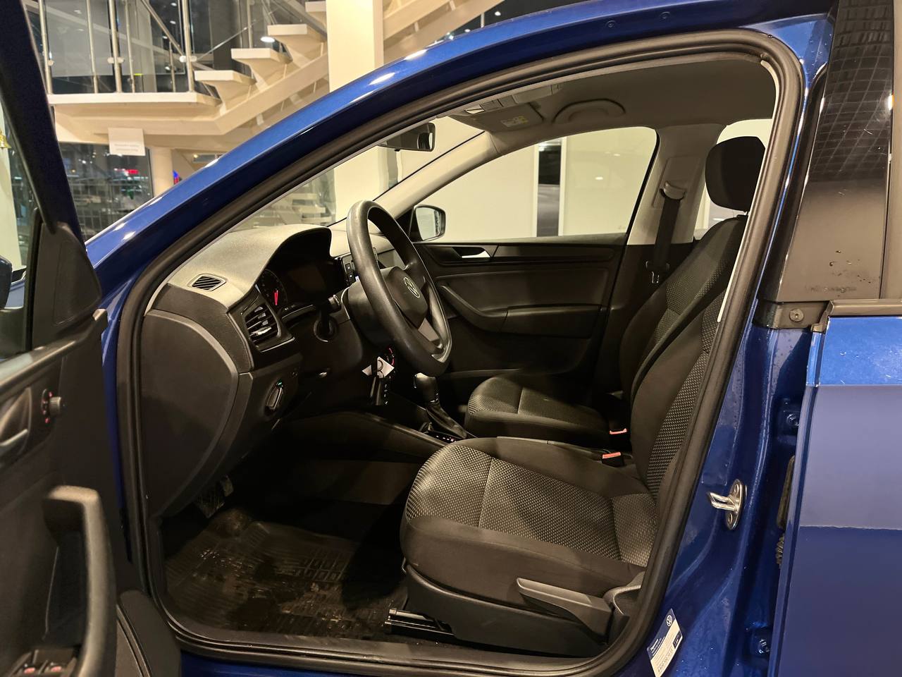 VOLKSWAGEN POLO (ХЭТЧБЕК)