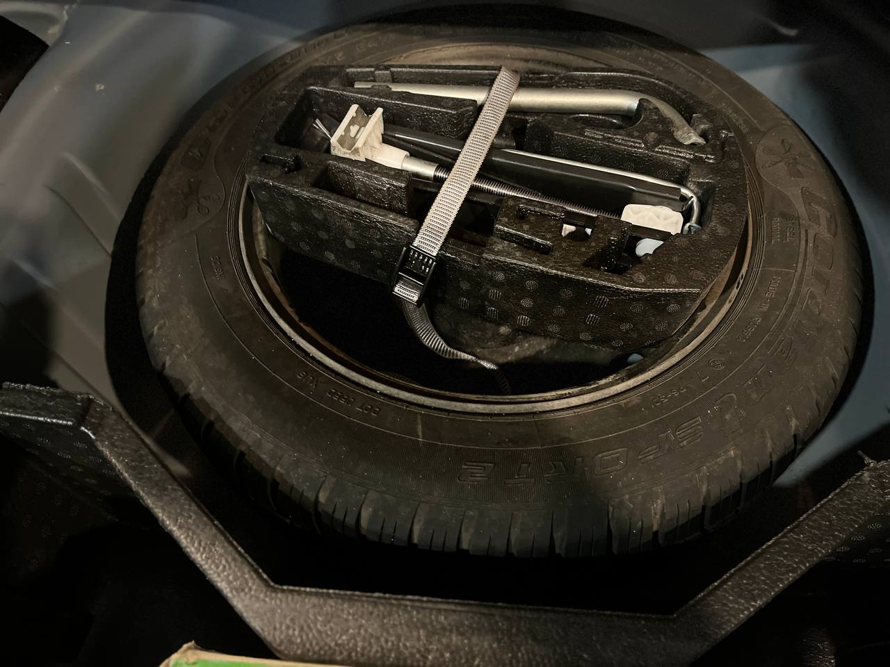 VOLKSWAGEN POLO (ХЭТЧБЕК)