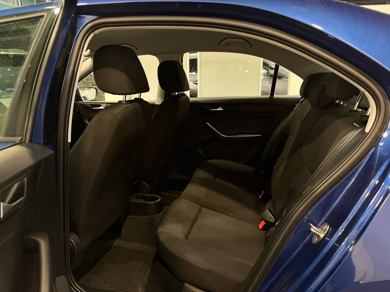 VOLKSWAGEN POLO (ХЭТЧБЕК)