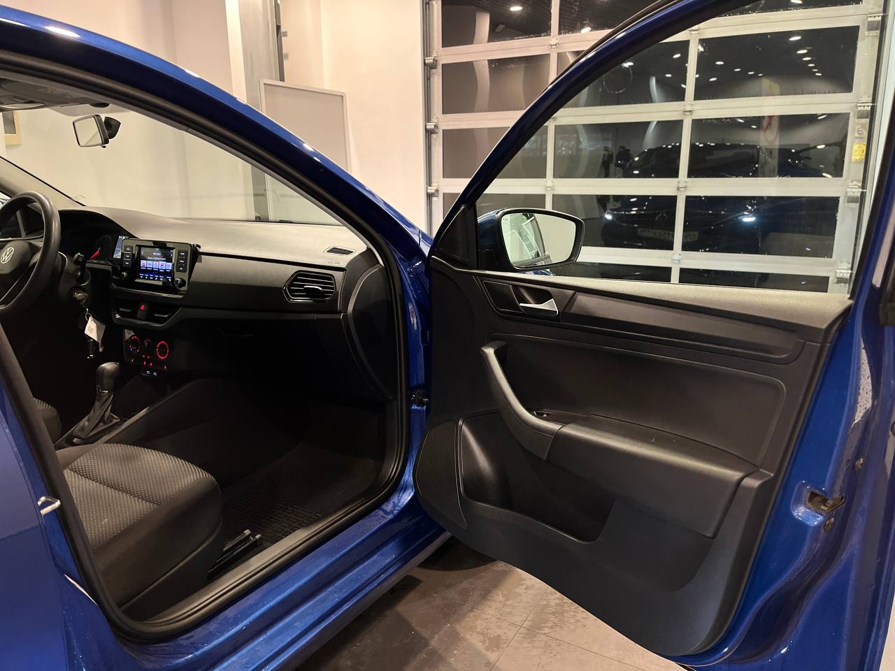 VOLKSWAGEN POLO (ХЭТЧБЕК)